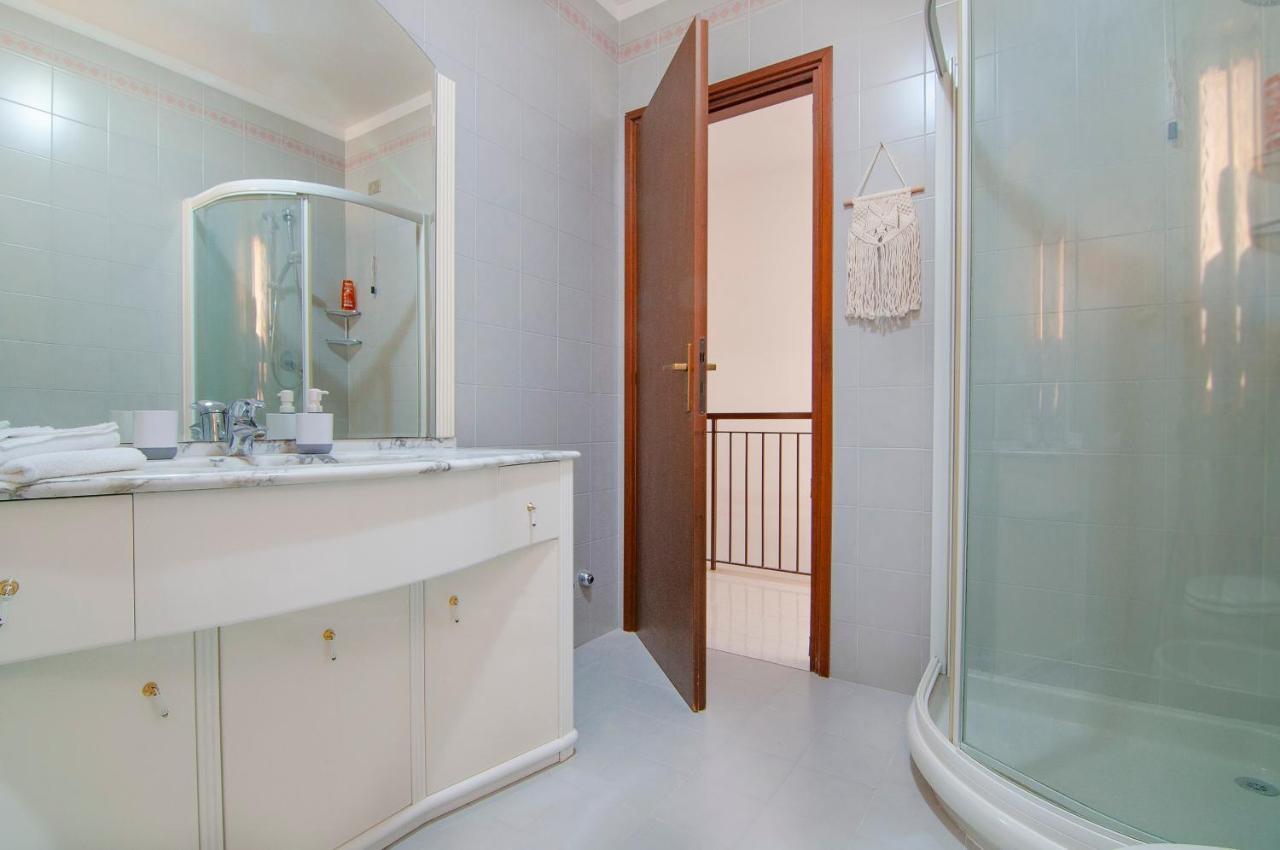 Verona - Familyoasi Free Parking And Garden Екстериор снимка